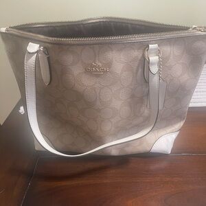 Coach Tan and White Tote Bag Classic Design